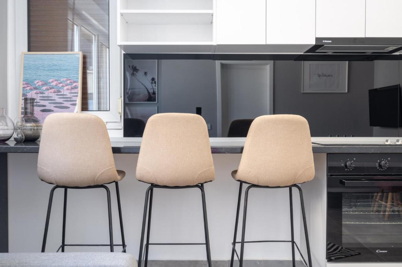 Minimalist Design Apartament In Magheru Bucureşti Eksteriør bilde